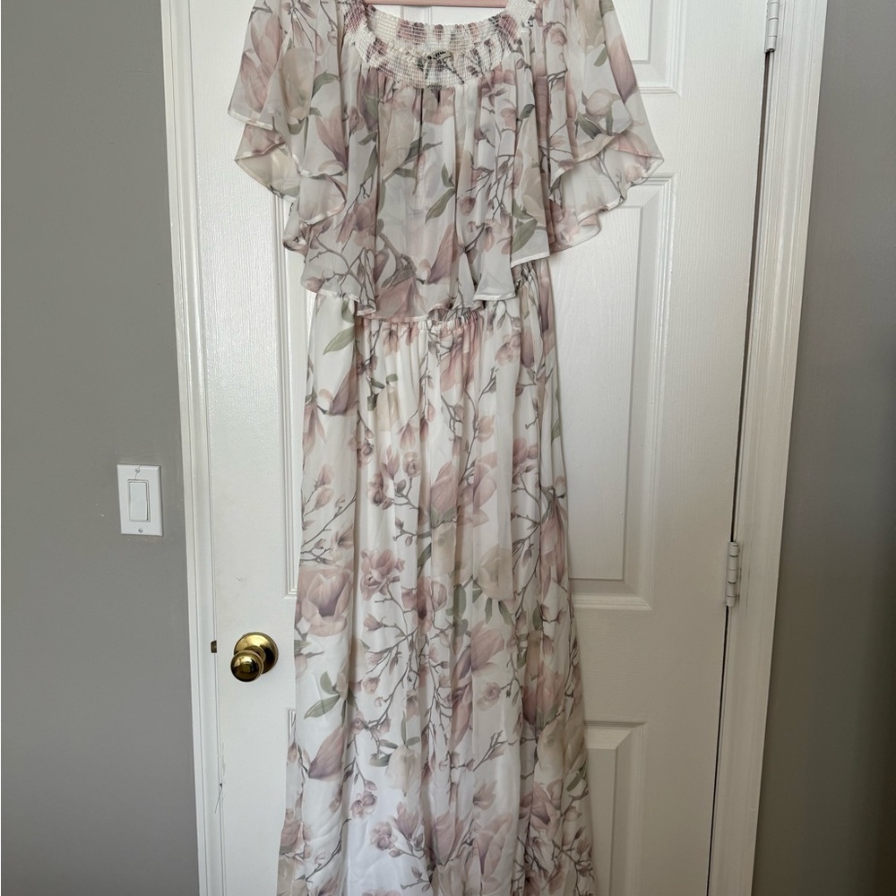 Floral Maxi Dress with Ruffle Sleeves